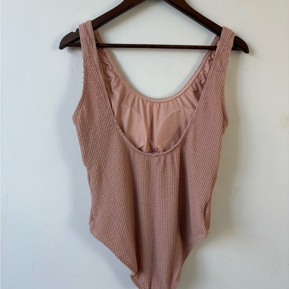 Rylee + Cru Mauve Pink Textured One-Piece Swimsuit - Picture 2 of 3